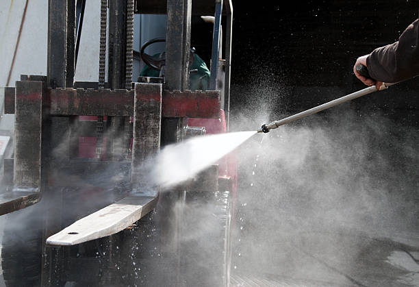 Best Driveway Pressure Washing  in Montrose, PA